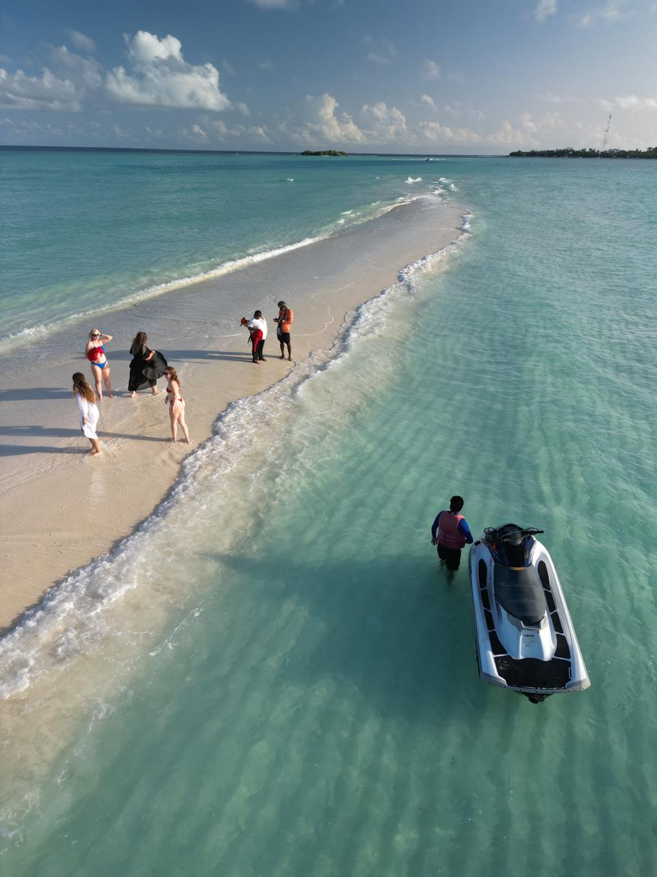Sandbank tour by jet ski, Rasdhoo Atoll