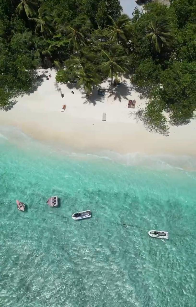Rasdhoo watersports beach