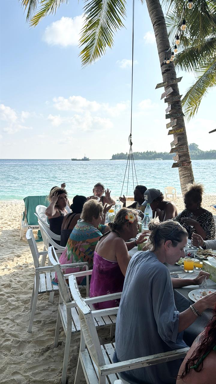 Ocean Breeze excursion in Rasdhoo Atoll