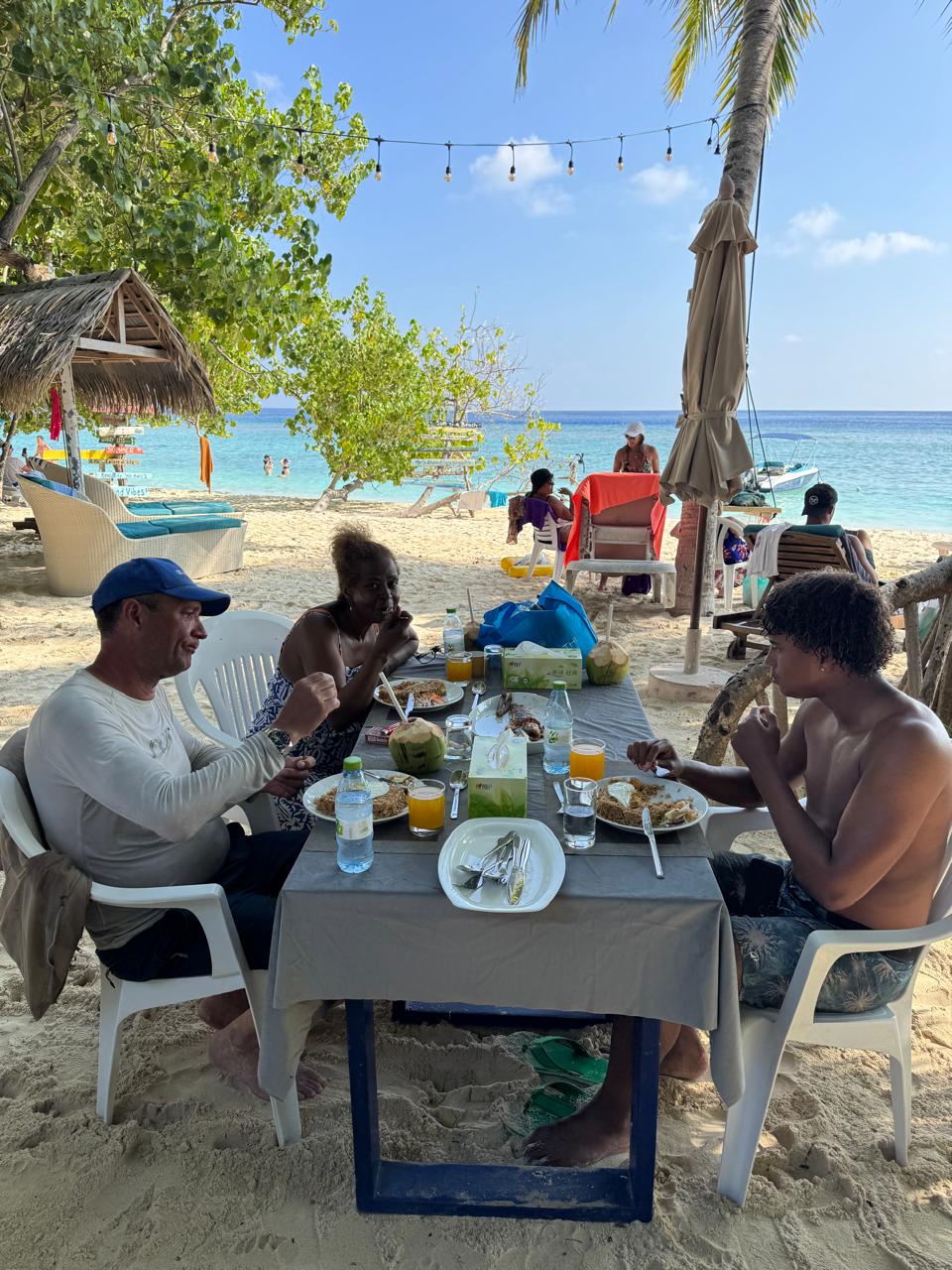 Ocean Breeze excursion in Rasdhoo Atoll